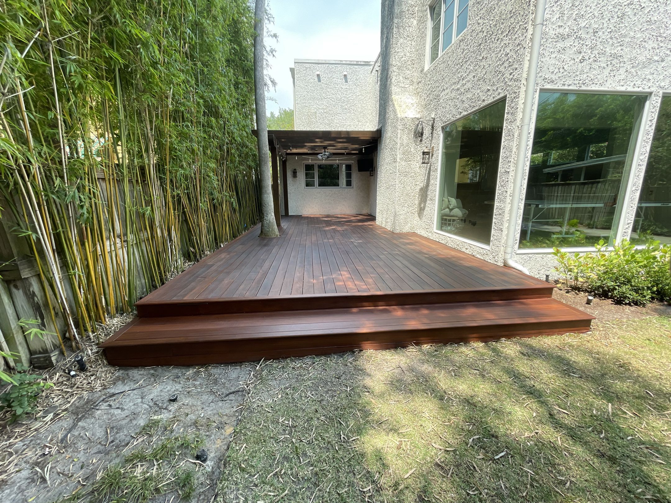 Strip Oil-Base Stain