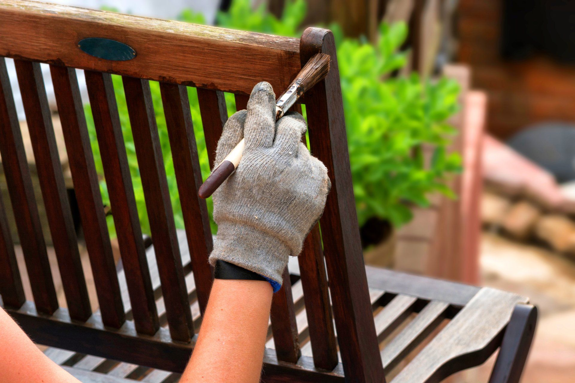 Difference Between Transparent, Semi Transparent, and Semi Solid Wood Stains